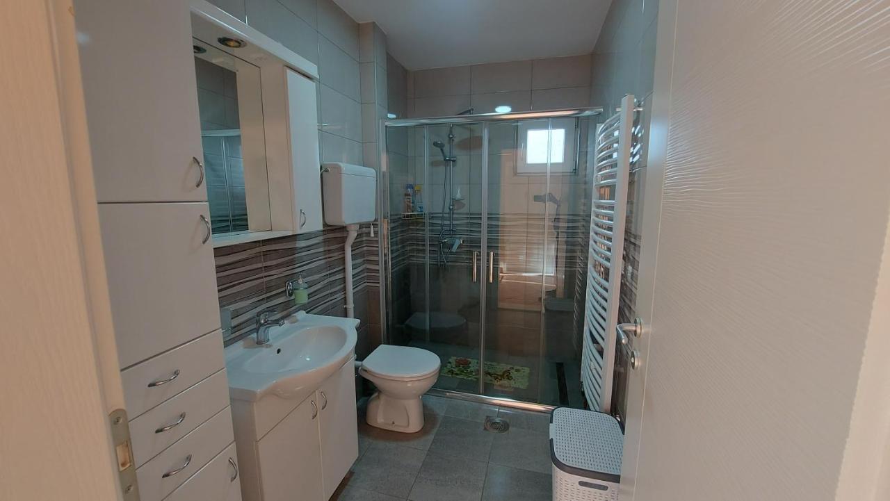 Exclusive Apartamento Paraćin Exterior foto